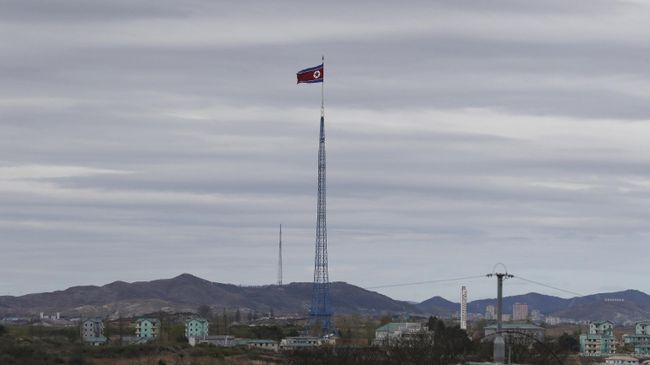 КНДР приведет в готовность военные средства на границе, заявила Ким Е Чжон