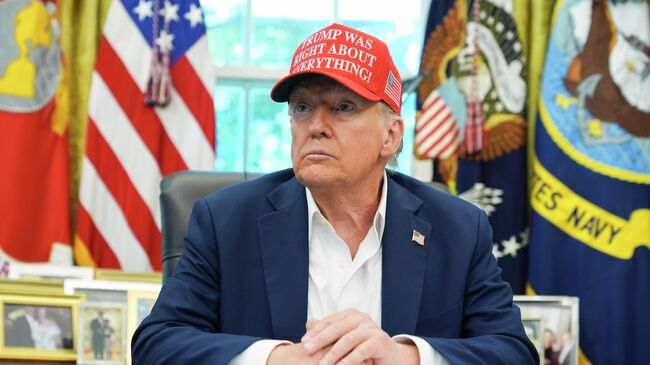 СМИ: Трамп может встретиться с Си Цзиньпином на саммите АТЭС