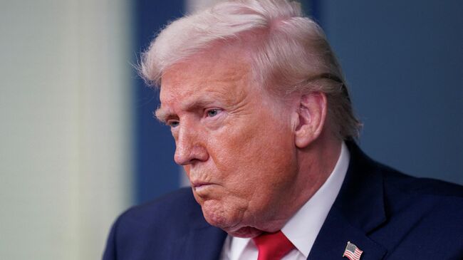Трамп объявил о повышении пошлин для Южной Кореи