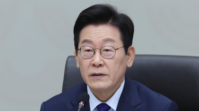 Президент Южной Кореи назвал недопустимым получение страной ядерного оружия
